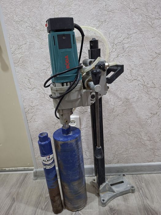 Almazniy beton teshish aparati