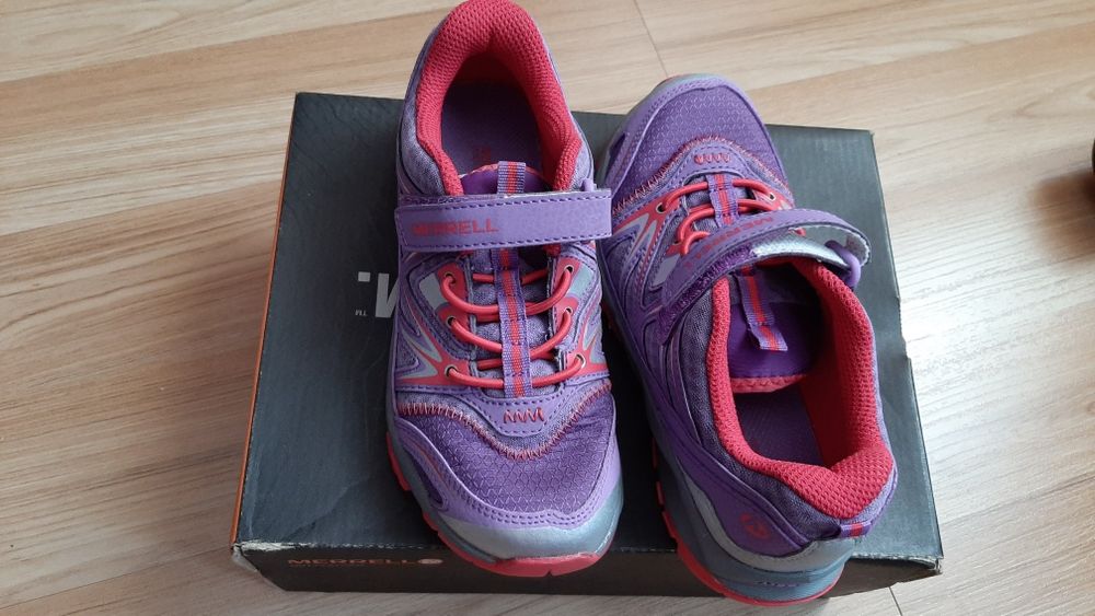 Кроссовки унисекс