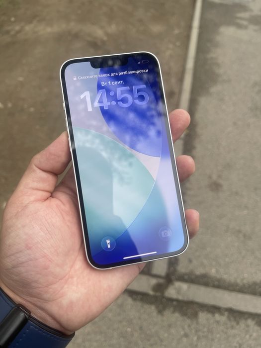 В продаже Айфон 13. 128Gb
