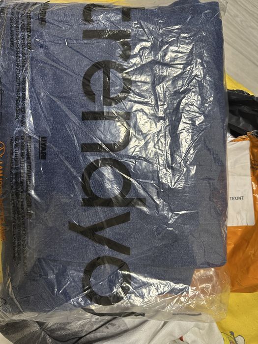 Чисто нови дънки размер 50-52