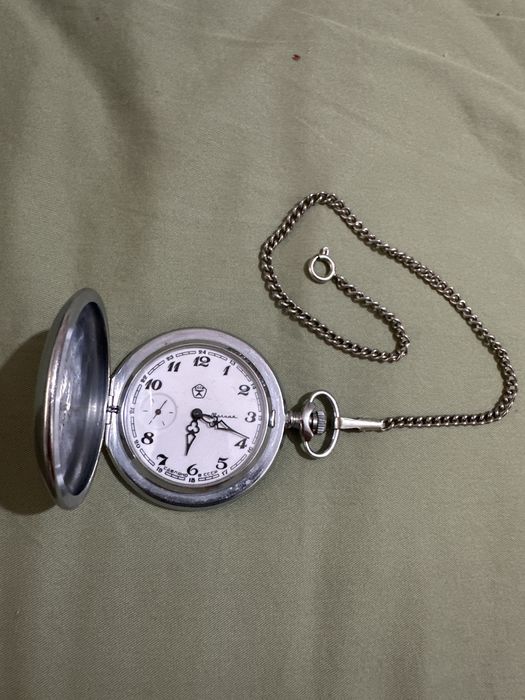 Часы мехенические карманный