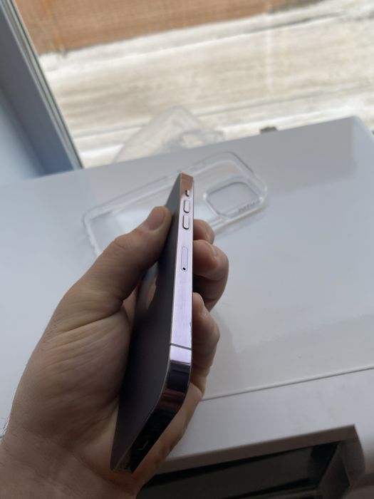 айфон 14 pro  с гарантией