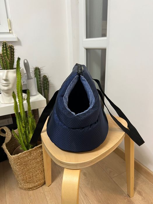 Транспортна чанта за кученце