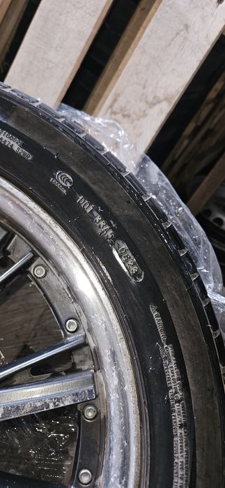 Продам  комплект резины с дисками
