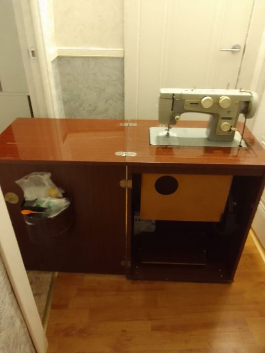 Швейная машинка