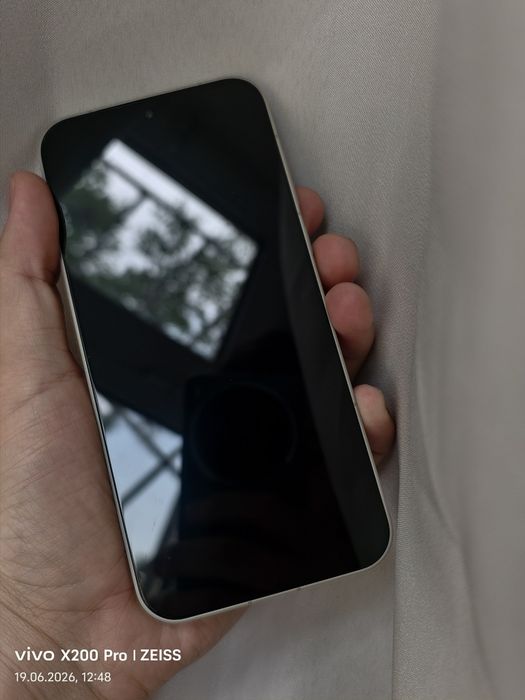 Oneplus 15 12/256 Gb sotiladi