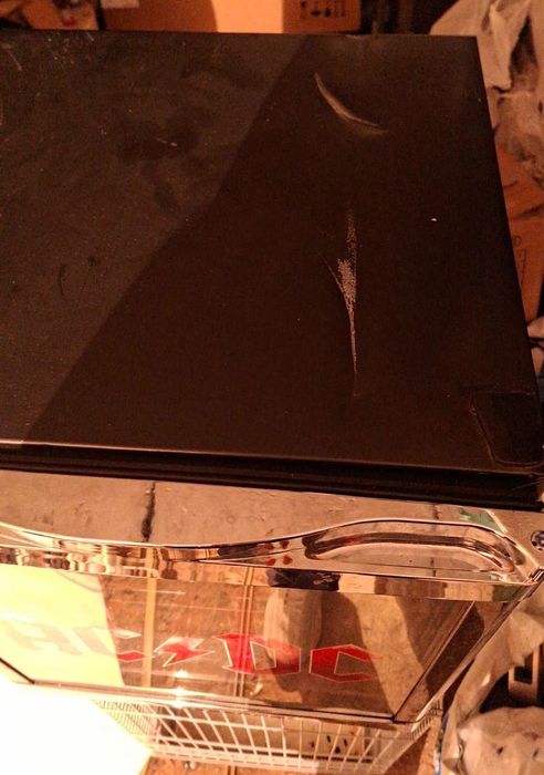 Продавам хладилник