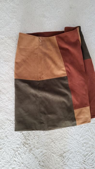 Fusta marimea 40