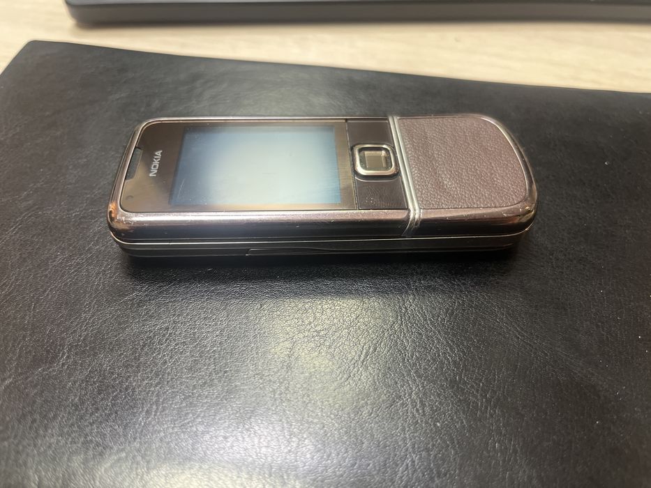 Продаю Nokia 8800 art