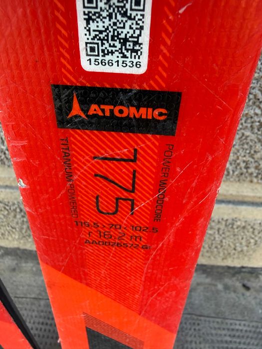 schi atomic redster tr L175cm