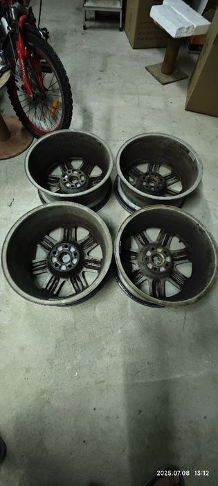 Алуминиеви джанти 17 "