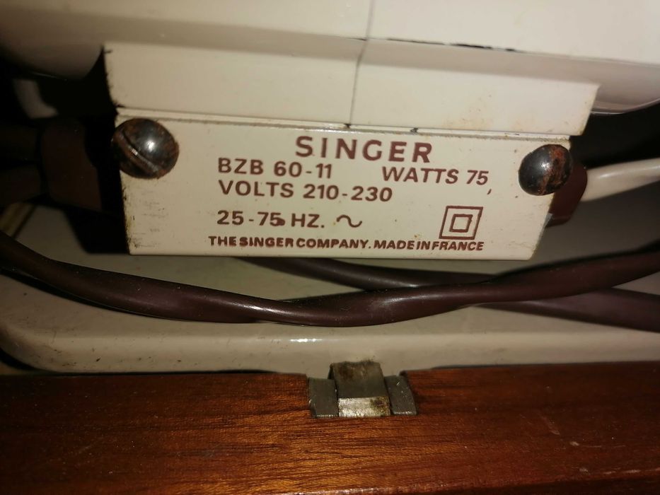 Singer  модел 237