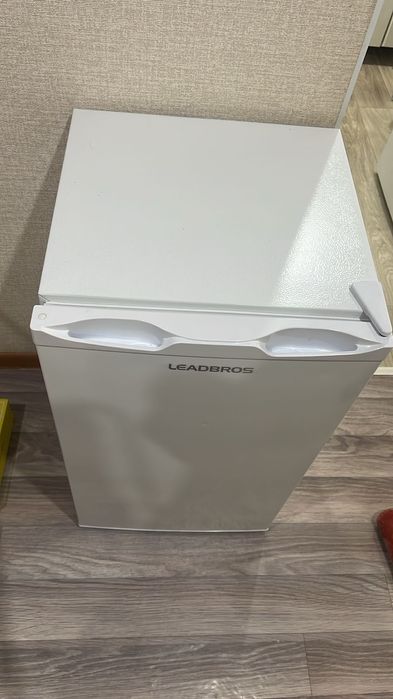 Продам морозильную камеру