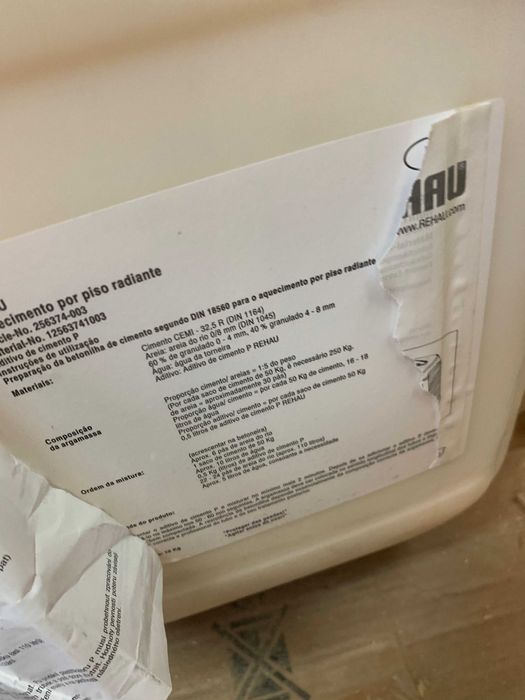 Aditiv de sapa pt incalzirea prin pardoseala REHAU