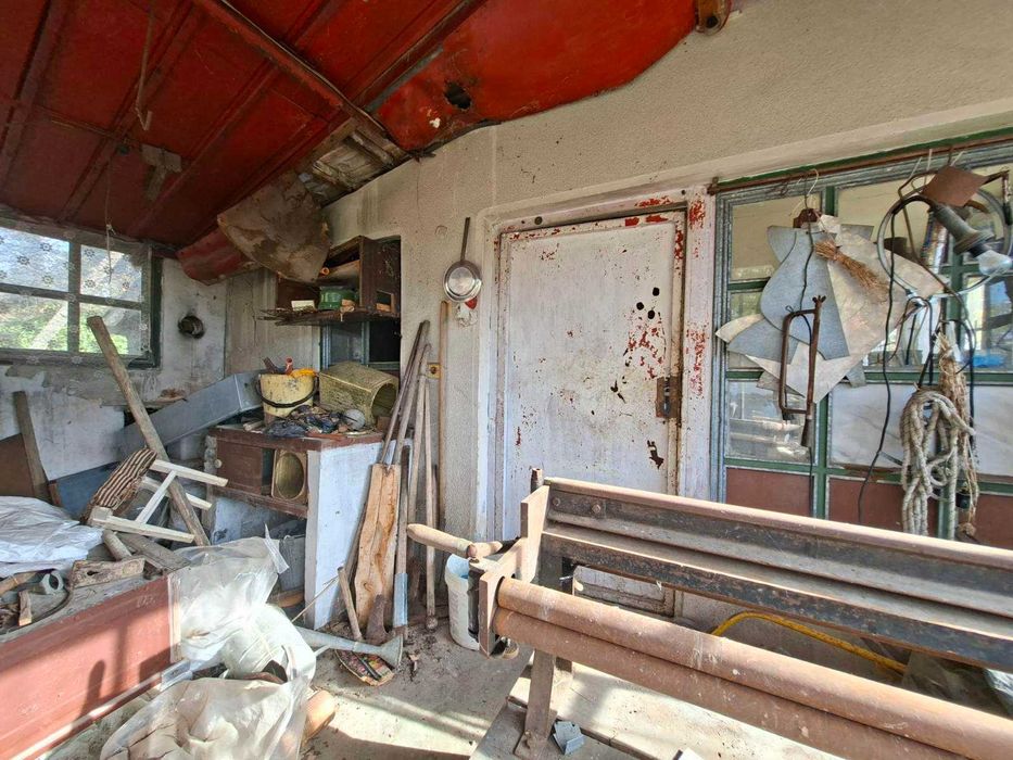 Масивна вила и допълнителни постройки, Кованлъка, гр. Търговище
