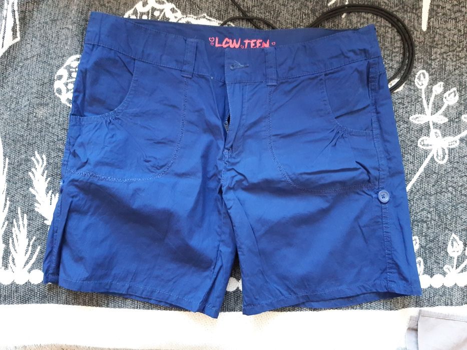 продам шорты Waikiki