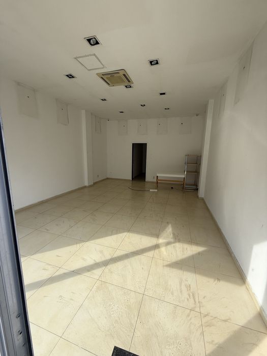 Spatiu comercial Voluntari Afumati Ilfov