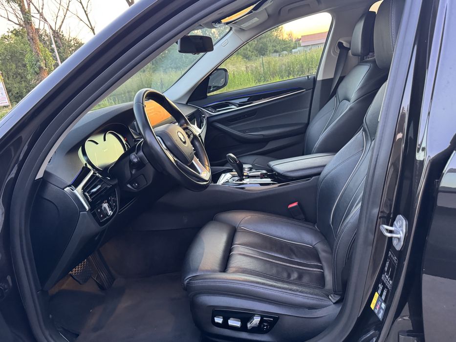 Bmw 2018 Full led/head up/camera/cheie display/clima 4 zone/bancheta incalzita