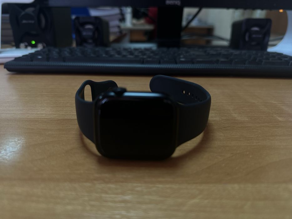 Продам Apple Watch 9
