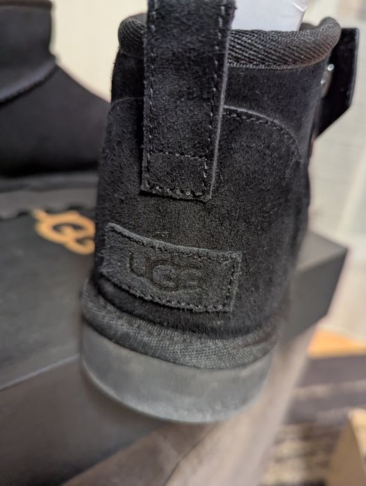 Vând UGG-uri bărbați