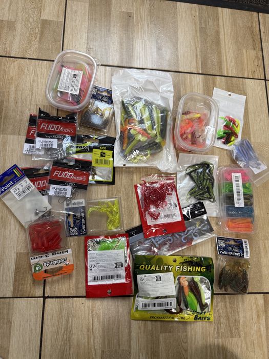 Vand momeala artificiala (twisters) pentru rapitor sigilate