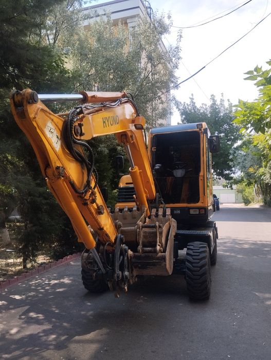 Hyundai 55i sotiladi