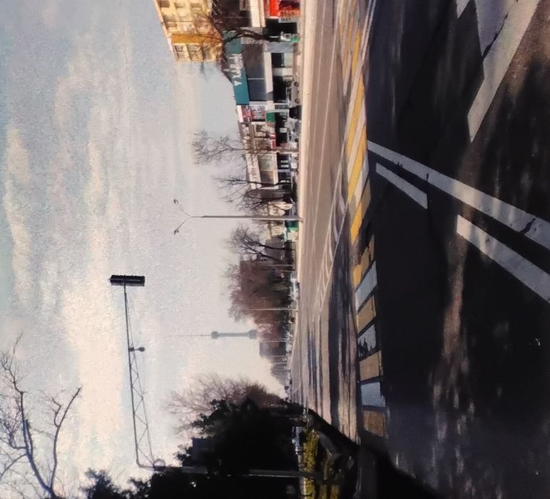 Срочно; Юнусабад Амир Темур шох куча биринчилиния  1 сотиги 140000 y.e