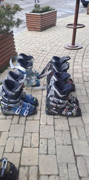 Ски екипировка (обувки ски)