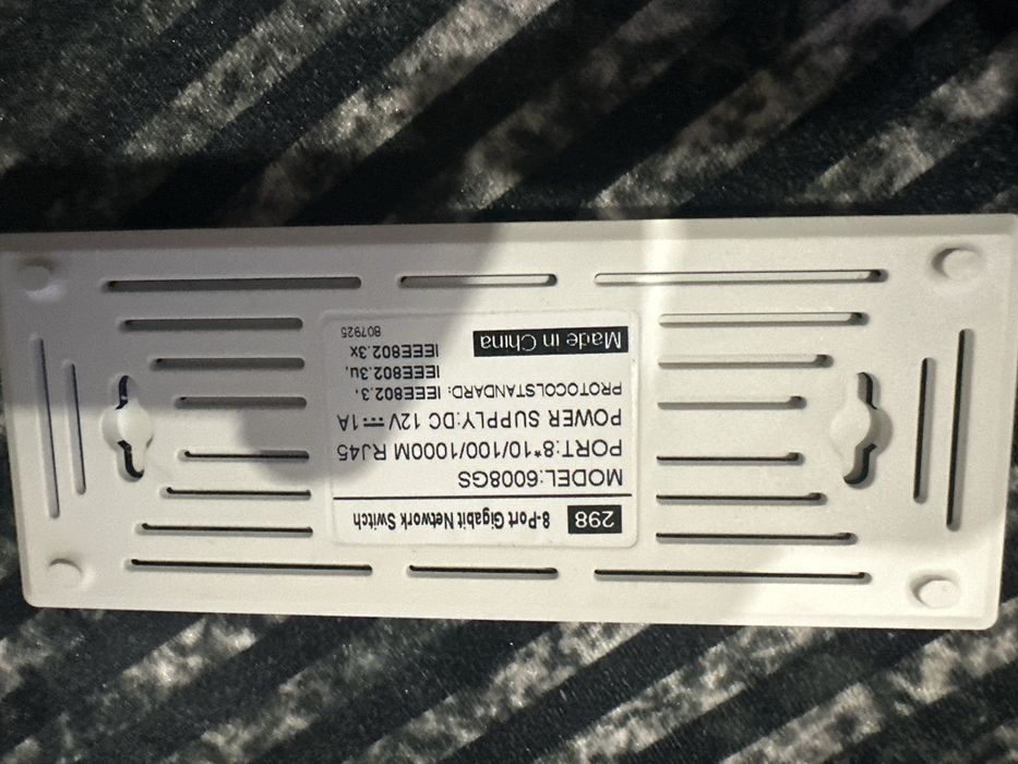 8 Port Gigabit Network Switch