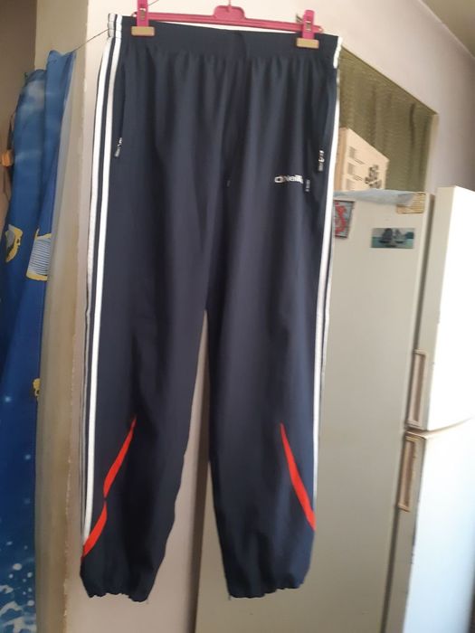 Продается спортивное трико