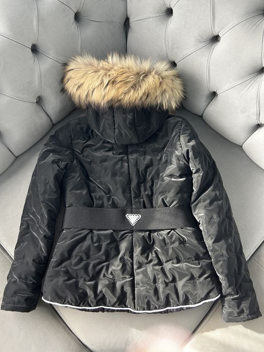 Черно зимно яке с естествен пух