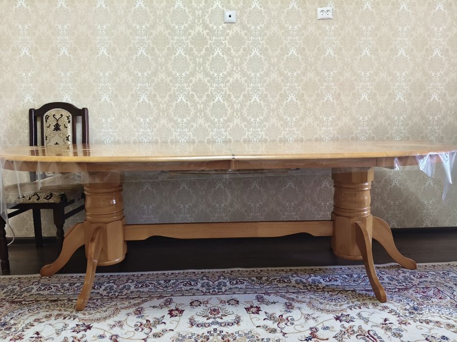 Продам стол в хорошем состоянии