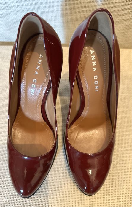 Pantofi eleganti din piele lacuita, culoare visiniu