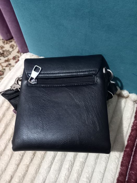 Продам барсетку и визитник обе б/у