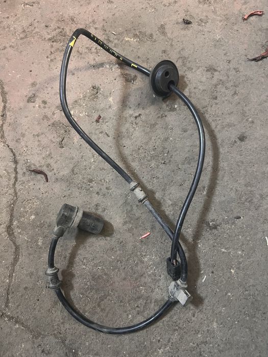 Датчик абс задний левый на мерседес 210