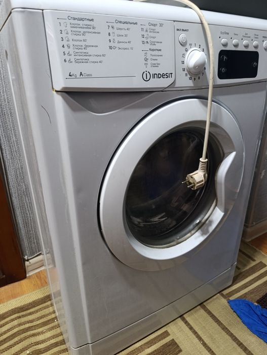 Продам стиральную машину