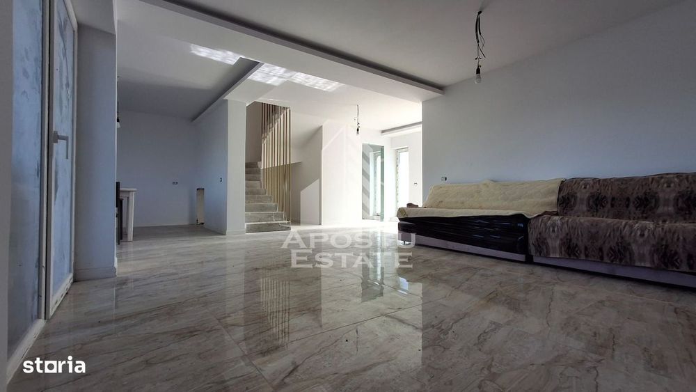 3 Case insiruite In Livada la gri