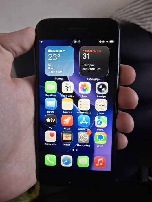 iPhone 2020 64гб срочно сатылады айфон се