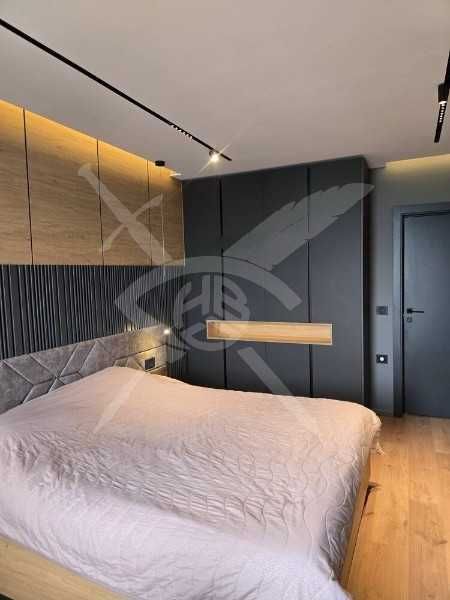 Продава се Тристаен апартамент в Пловдив, Съдийски - 125 кв.м за 1167 €/кв.м - Снимка #3