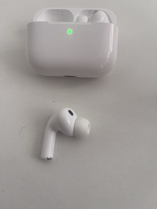 AirPods Pro 3 incarcare usb-c