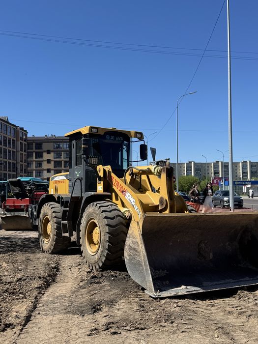 Услуги катка 5тонн ,погрузчика
