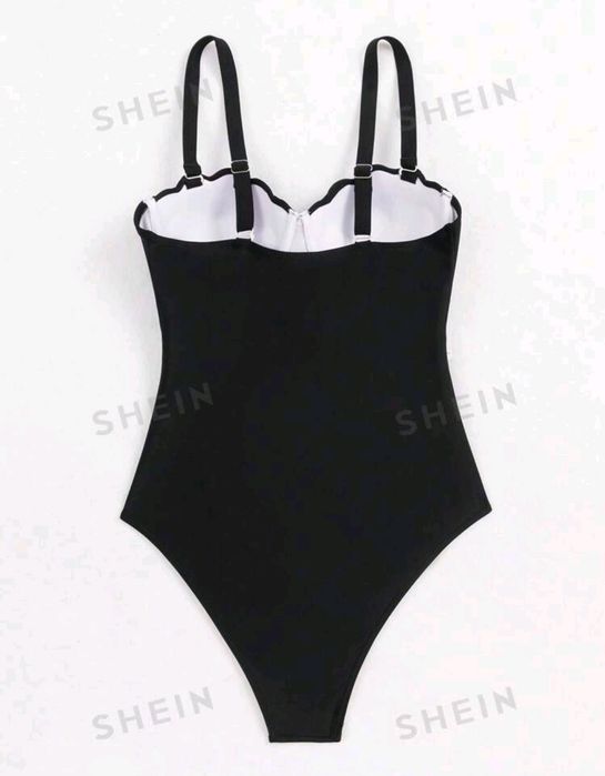 Продавам дамски бански