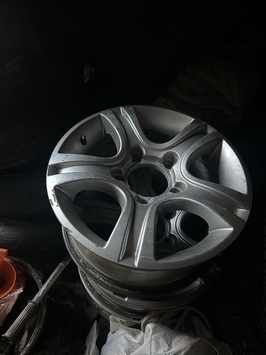 Комплект дисков r 16 на ниву