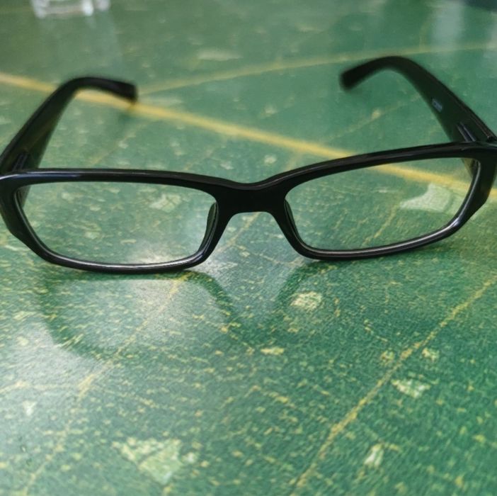 Продам очки для подержки зрения