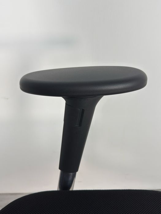 Ергономичен офис стол Vitra Headline