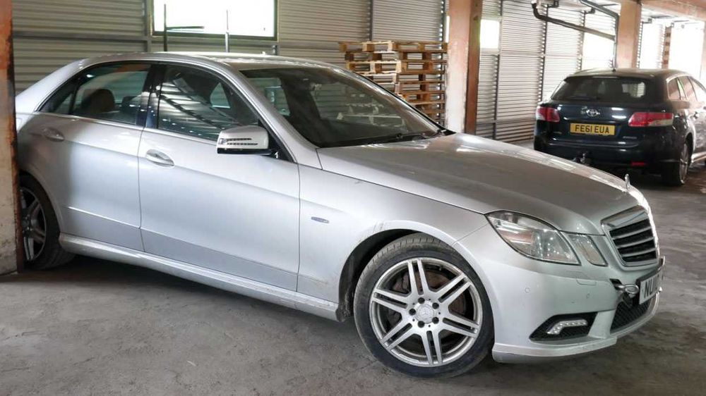 Mercedes-Benz E-Class (W212)  НА ЧАСТИ В ОПИСАНИЕТО