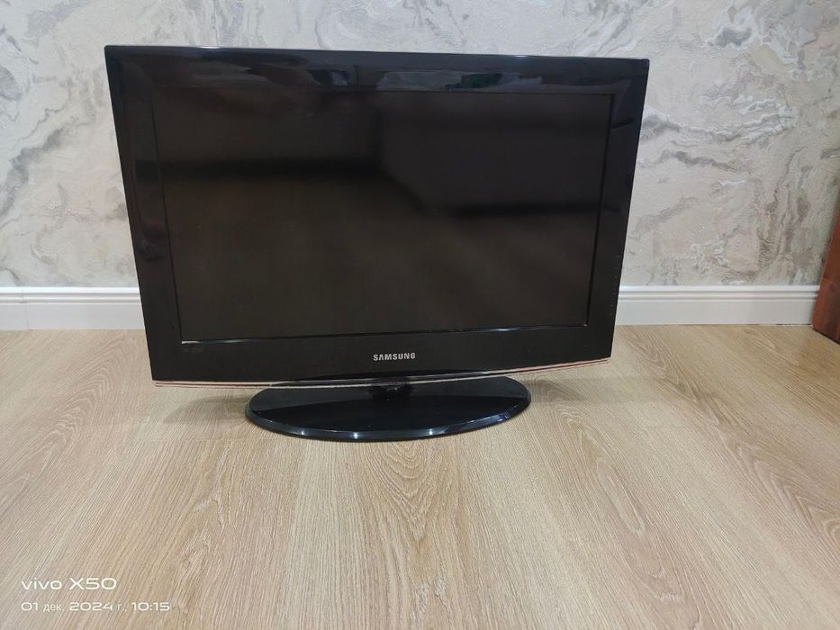 Продается телевизор Samsung Model: LA26B450C4