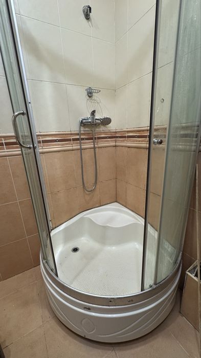 Продам душевую кабину