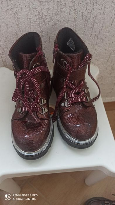 Обувки за момиче 27-29 номер