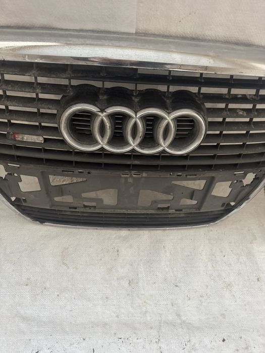 Оригинална решетка Ауди А6 Ц6 Audi A6 C6